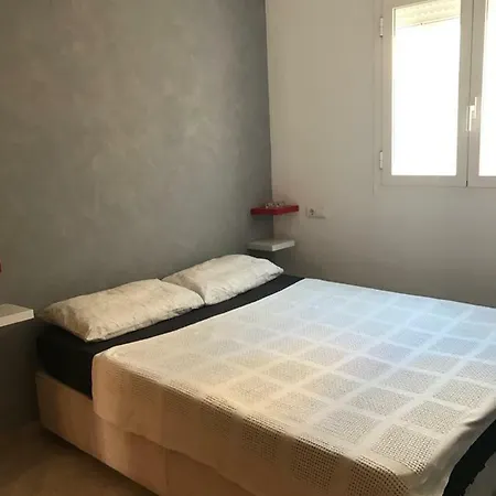 Апартаменты Atico Con Vista Al Castillo